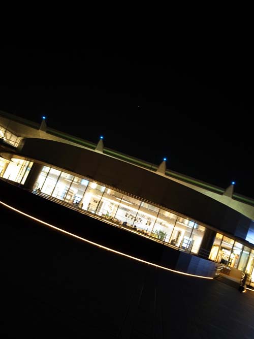 Haneda airport late at night004.jpg